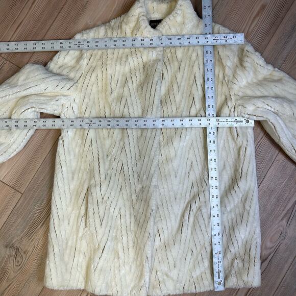 Jacques Saint Laurent for Genelle Fur Jacket Coat MobWife - Picture 4 of 6